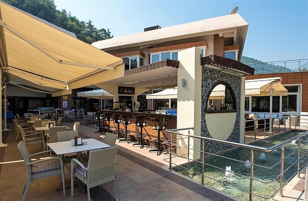 Balcova Termal Hotel Smirne Esterno foto