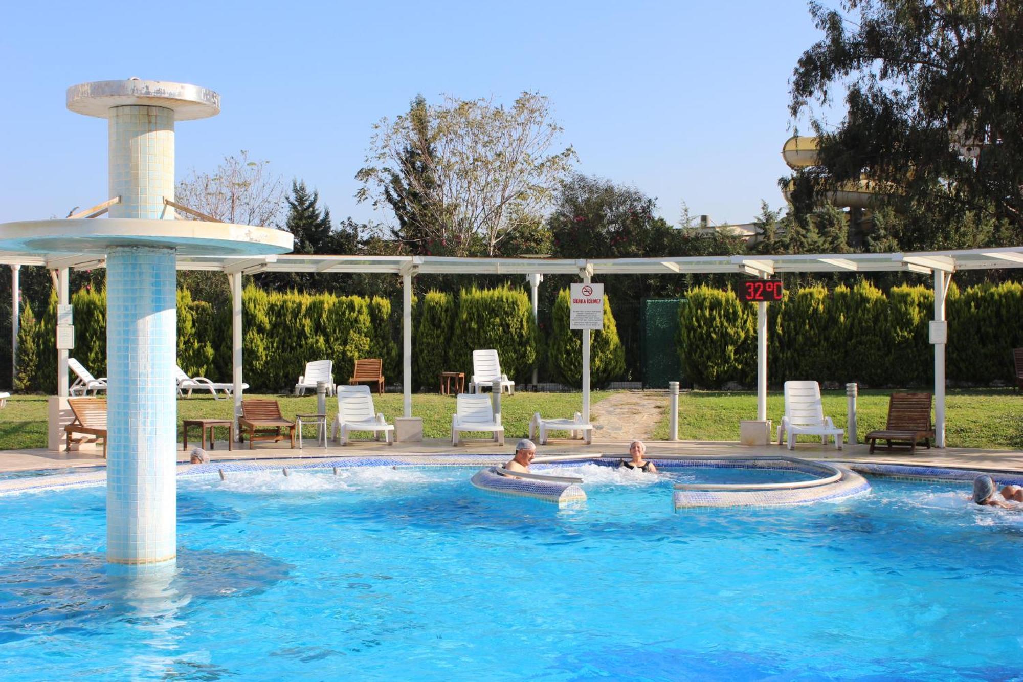 Balcova Termal Hotel Smirne Esterno foto