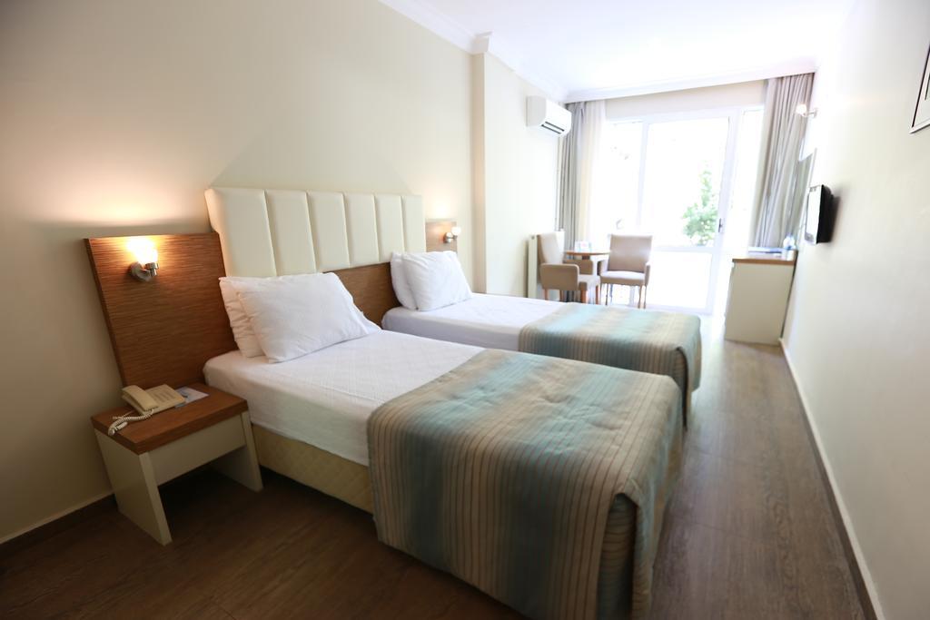 Balcova Termal Hotel Smirne Esterno foto