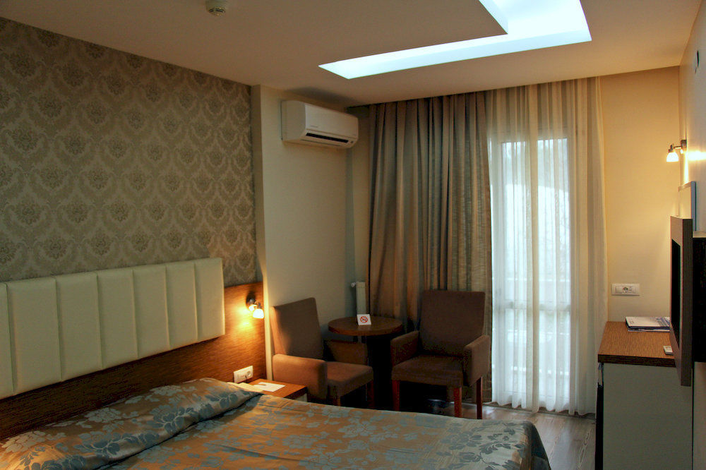 Balcova Termal Hotel Smirne Esterno foto