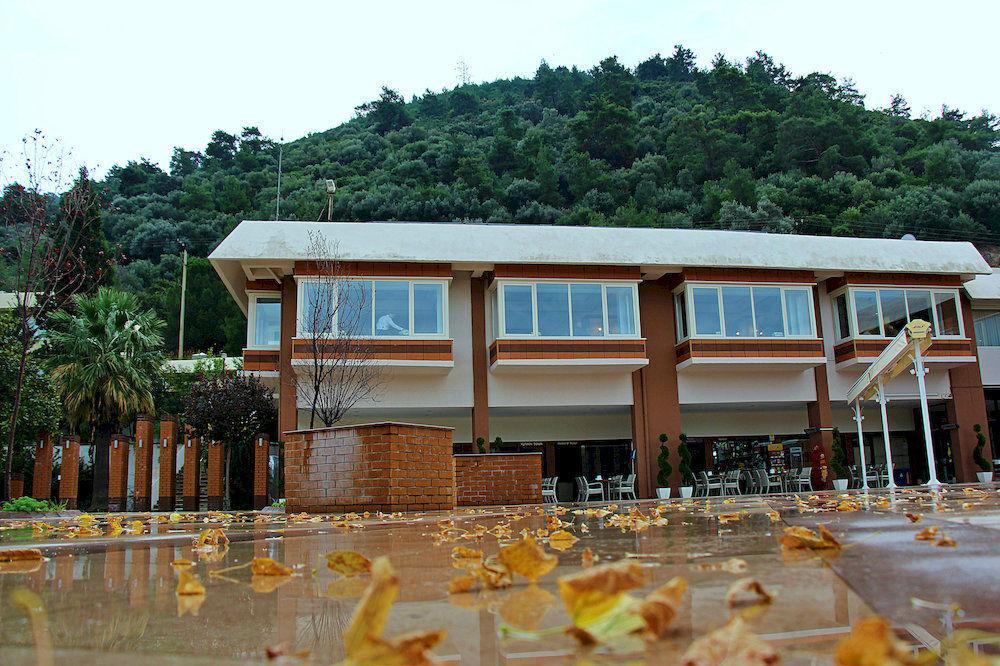 Balcova Termal Hotel Smirne Esterno foto
